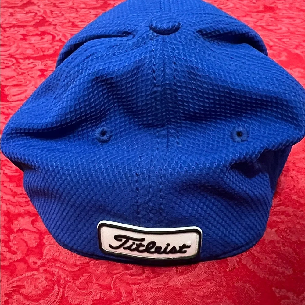 Titleist Golf Hat Royal Blue Performance Cap S/M Embroidered Logo